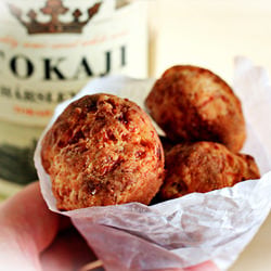 Garlic Cheese Mini Biscuits
