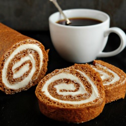 How to Make a Pumpkin Roll