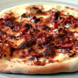 Caramelized Onion and Bacon Pizza