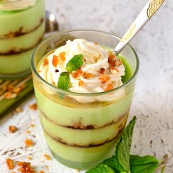 Mint Custard Pudding
