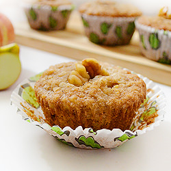 Maple Apple Muffins with Walnuts