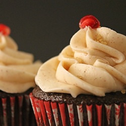 Chocolate-Pomegranate Cupcakes