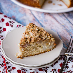 Pear Spiced Crumb Cake