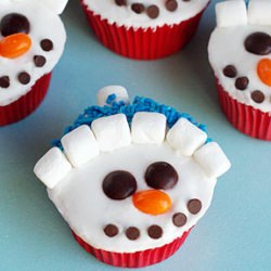 Vanilla Snowman Cupcakes