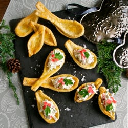 Crab Rangoon on Pastry Spoons