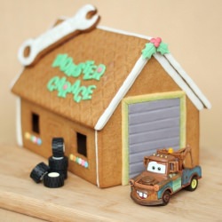 Gingerbread House Kit