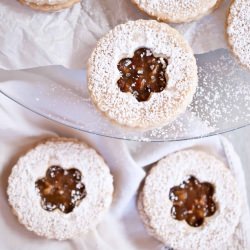 Caramel Pecan Linzer Cookies