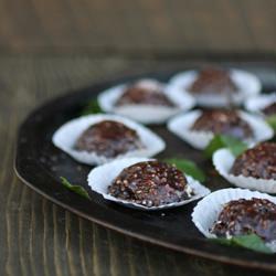 Cocoa Mint Macaroons