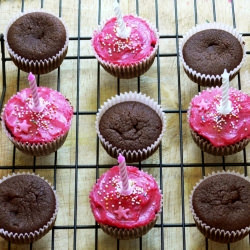 Chocolate Financier Cupcakes