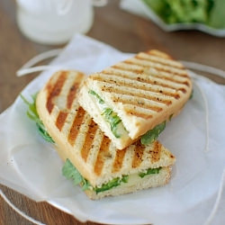 Fontina Grilled Cheese with Arugula