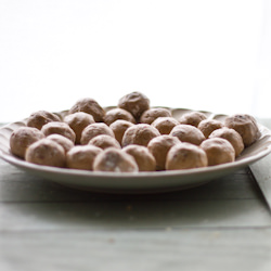 Peanut Butter Cranberry Truffles
