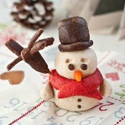 Marzipan Snowman