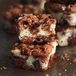 Choc Chip Cookie Cheesecake Bars