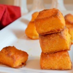 Oven Baked Sharp Cheese Bread Bites