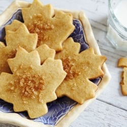 Maple Leaf Cookies