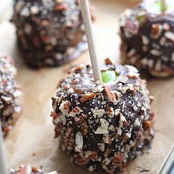 Rustic Caramel and Chocolate Apples