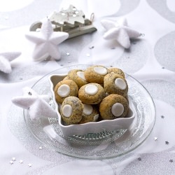 Poppy Seed Shortbreads