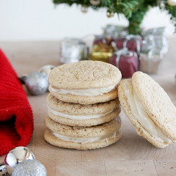 Christmas Ginger Sandwich Cookies