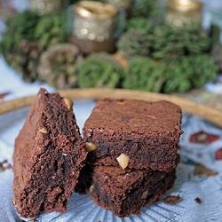 Peanut Studded PB Brownies
