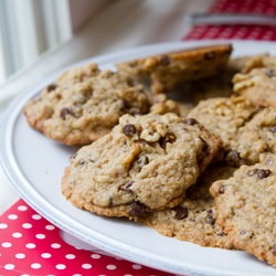 Chocolate Chip Walnut Cookies