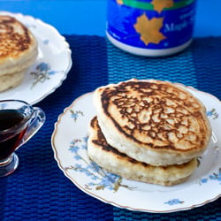 Puffy Pillow Pancakes