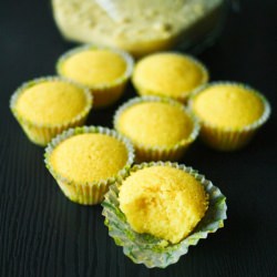 Lemon Polenta Cupcake