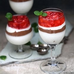 White & Dark Choc Mousse