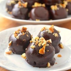 Triple Chocolate Cake Balls