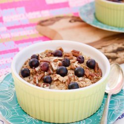 Baked Oatmeal with Fruit