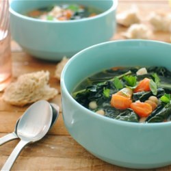 Kale, Tomato and White Bean Soup