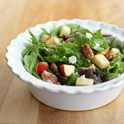 Pecan, Apple & Gorgonzola Salad