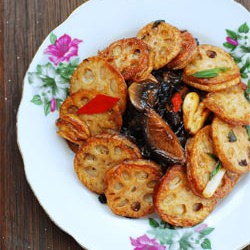 Stuffed Lotus Root With Mushrooms