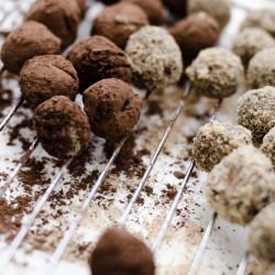 Chocolate Cheesecake Truffles