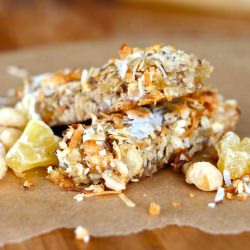 Piña Colada Granola Bars