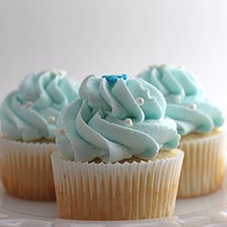 Fluffy Vanilla Cupcakes