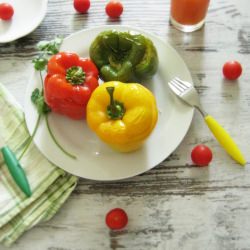 Bulgur Stuffed Bell Peppers