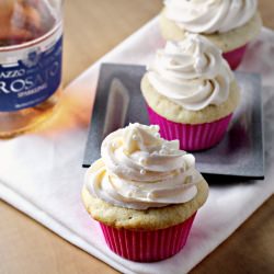 Sparkling Champagne Cupcakes