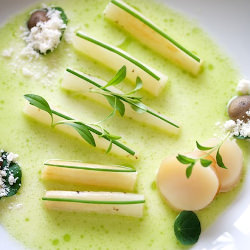 Smoked Scallops with Salsify