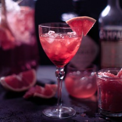 Grapefruit Negroni