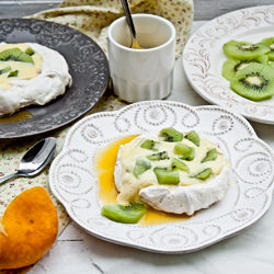 Orange Pavlova