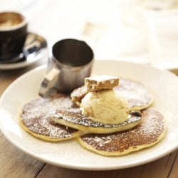 Hotcakes & Coffee