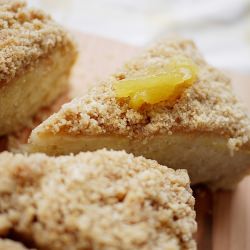 Apple Cake with Streusel