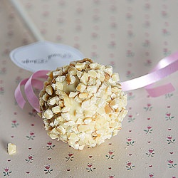 Almond Cakepops