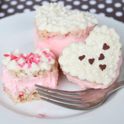 Mini Heart Ice Cream Cakes
