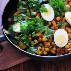 Boiled Rggs with Curried Chickpeas