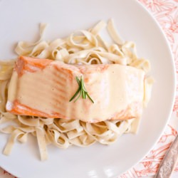 Salmon W/Beer Béarnaise