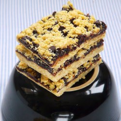 Prune Chocolate Chunk Crumble Bars
