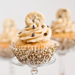 Chocolate Chip Cookie Dough Cupcake