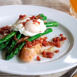 Asparagus & Egg with Bacon Vinaigrette