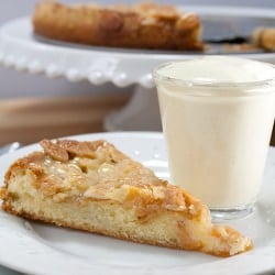 Apple and Praline Cake